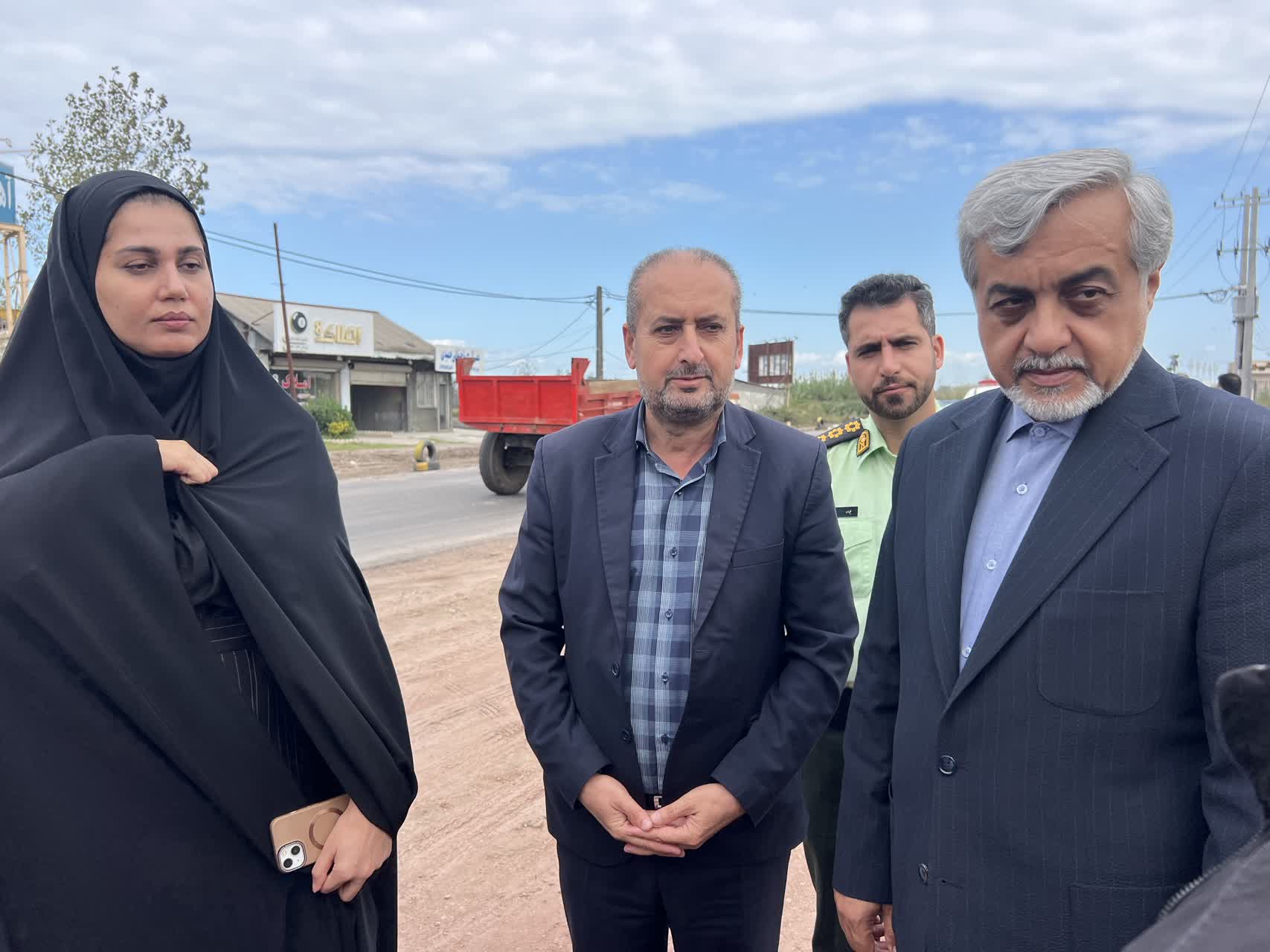 بازدید فرماندار رشت از پروژه‌های عمرانی در حال اجرای شهر خشکبیجار